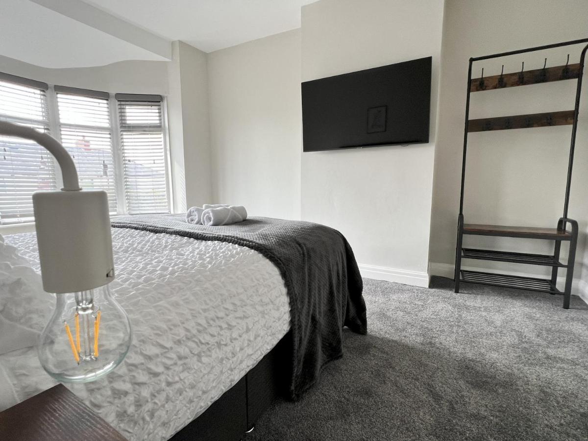 Kim Family Holiday Get-Away 4 Bedrooms 2 Baths Blackpool Dış mekan fotoğraf